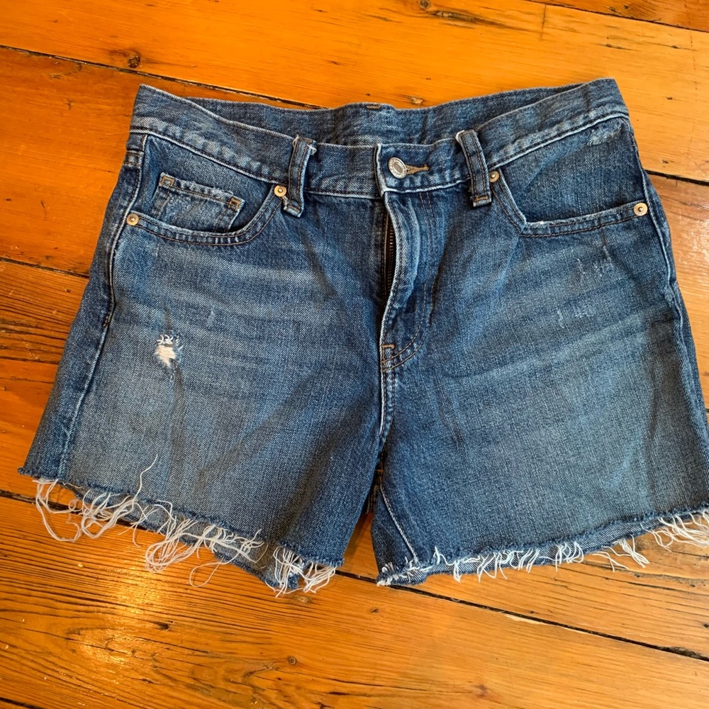 Uniqlo cutoff shorts
